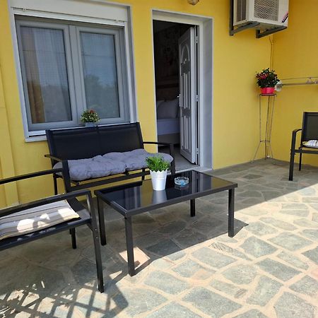 House Elena Apartment Koinira Luaran gambar